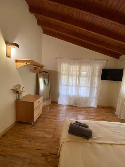 Villa Casa Piccolino à Paramonas  Extérieur photo