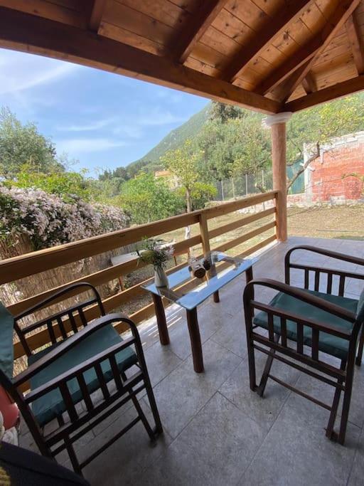 Villa Casa Piccolino à Paramonas  Extérieur photo